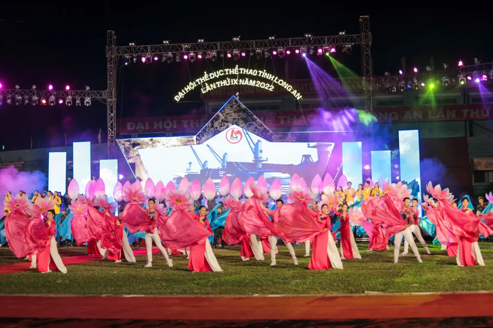 700 nghệ sĩ tham gia chương trình văn nghệ chào mừng Đại hội TDTT tỉnh Long An lần IX 700 nghệ sĩ tham gia chương trình văn nghệ chào mừng Đại hội TDTT tỉnh Long An lần IX