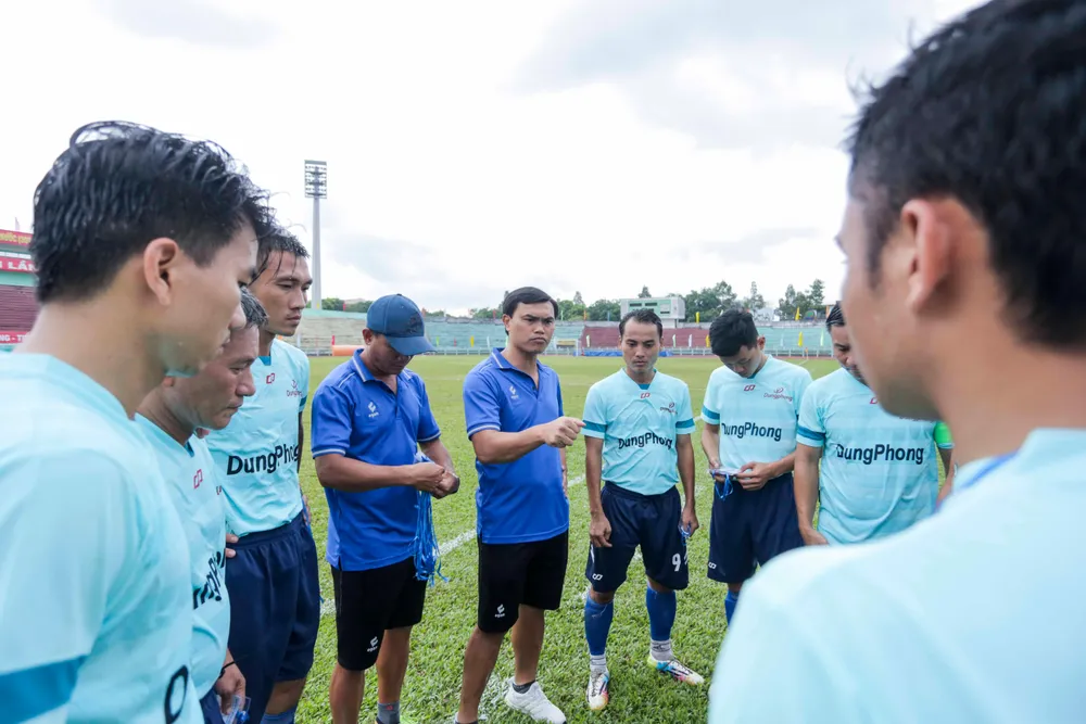 Tài Em mở các lớp trung tâm bóng đá cộng đồng tại TP. Tân An