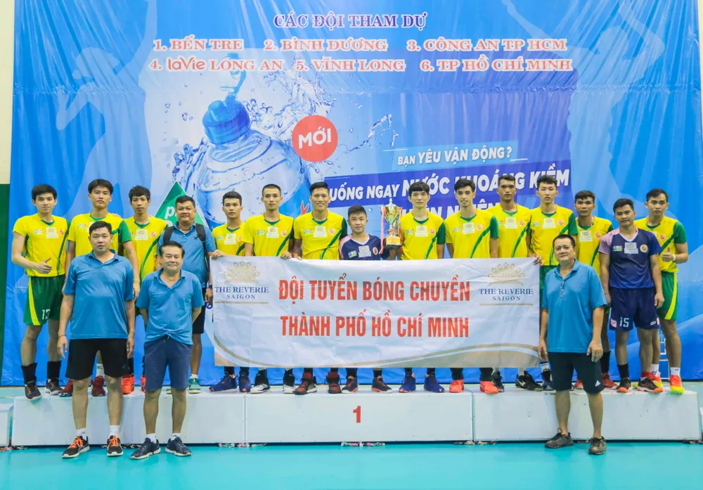 Đội bóng chuyền nam TP.HCM Vô địch giải bóng chuyền các đội mạnh phía nam Long An năm 2022 Đội bóng chuyền nam TP.HCM Vô địch giải bóng chuyền các đội mạnh phía nam Long An năm 2022