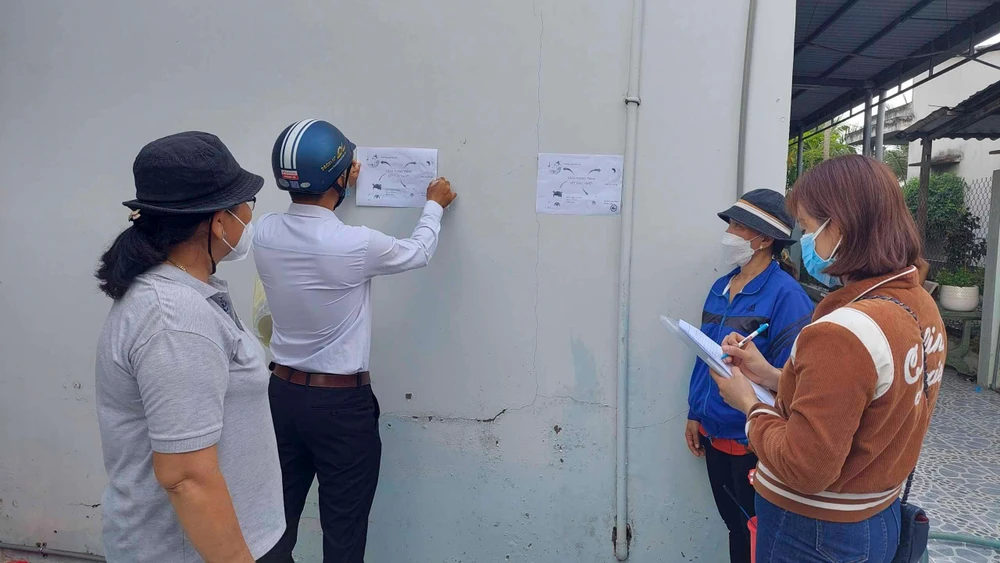 UBND khuyến cáo người dân chủ động phòng chống sốt xuất huyết trên địa bàn. Ảnh: HD