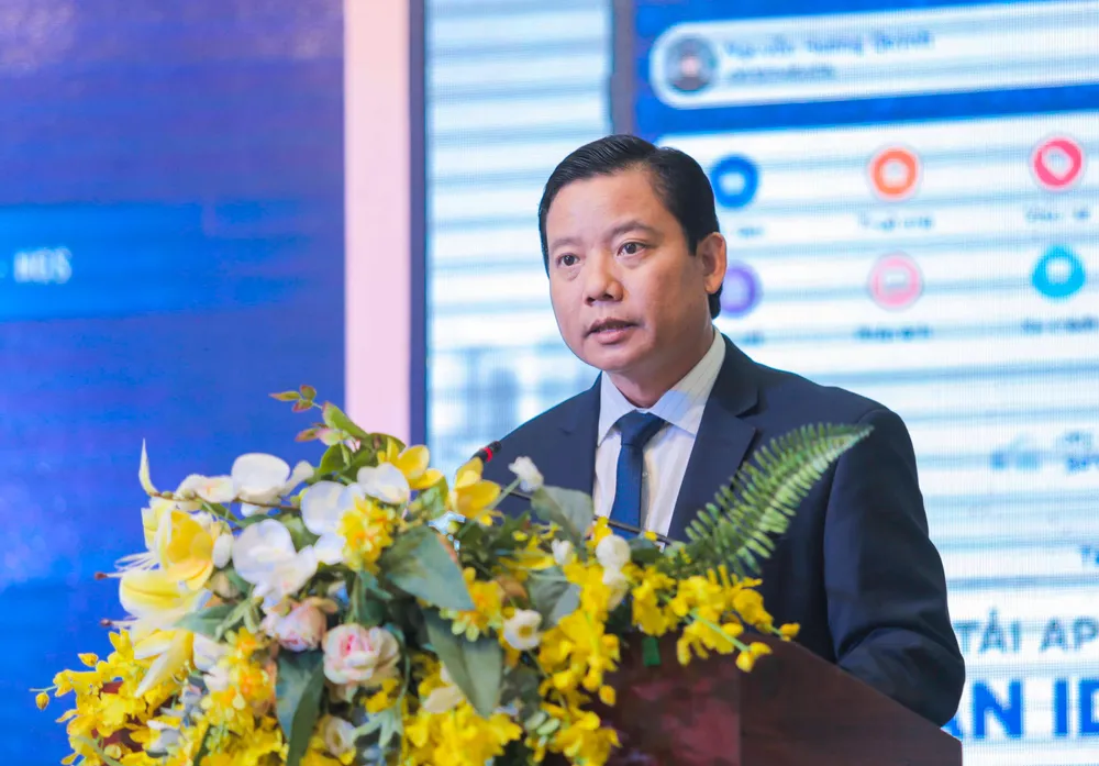 Phó Chủ tịch UBND tỉnh Long An Phạm Tấn Hòa phát biểu tại lễ khai trương.