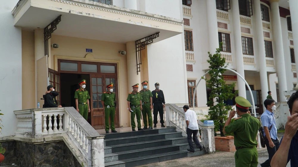 Công tác phục vụ cho phiên xử được chuẩn bị kỹ lưỡng