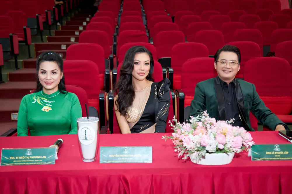 Ban Giám khảo ở vòng thi Sơ khảo tại TP.HCM. Ảnh: CTV