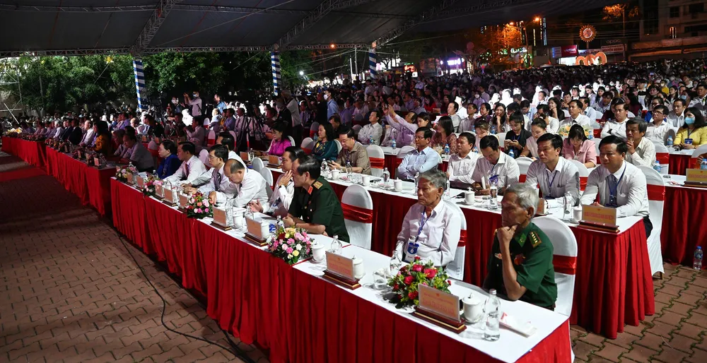 Các đại biểu tham dự lễ khai mạc "Tuần Văn hóa - du lịch". Ảnh: HD Các đại biểu tham dự lễ khai mạc "Tuần Văn hóa - du lịch". Ảnh: HD