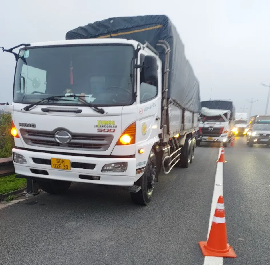 Hiện trường vụ tai nạn tại Km 31+690 trên cao tốc TP.HCM - Trung Lương. Ảnh: CTV