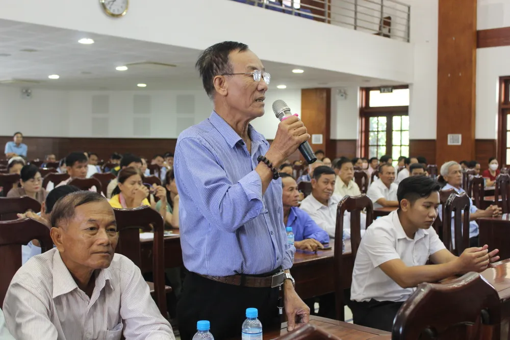 Cử tri kiến nghị một số nội dung về phát triển kinh tế, xã hội, hạ tầng địa phương