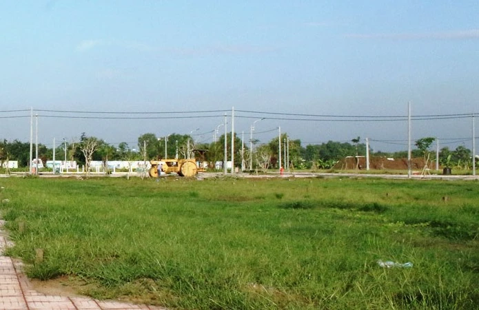 Những năm gần đây, ở huyện Bến Lức có nhiều dự án khu dân cư. Ảnh: CTV