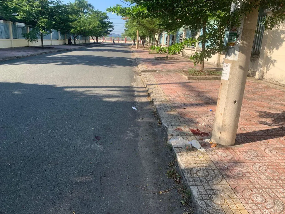 Hiện trường chỗ hai vợ chồng Anh Thành bị té. Ảnh: CTV