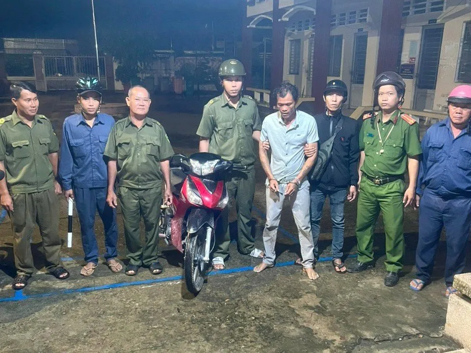 Trộm xe máy ở Đồng Tháp đem đi tiêu thụ ở TP.HCM thì bị bắt giữ ảnh 1