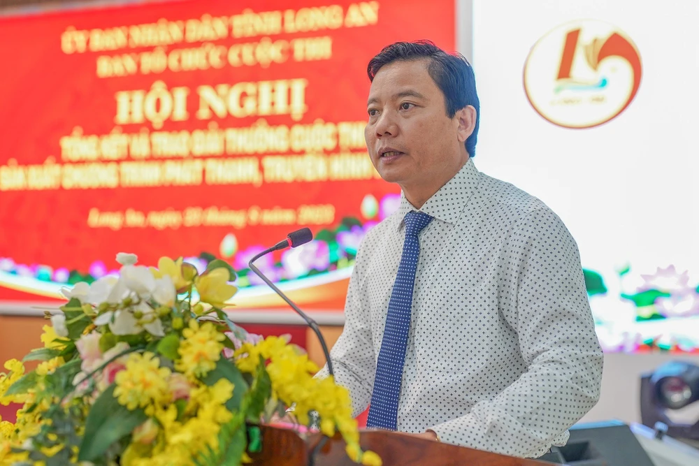 Phó Chủ tịch UBND tỉnh, Trưởng ban Tổ chức cuộc thi - Phạm Tấn Hòa phát biểu tại buổi lễ. Ảnh: HD