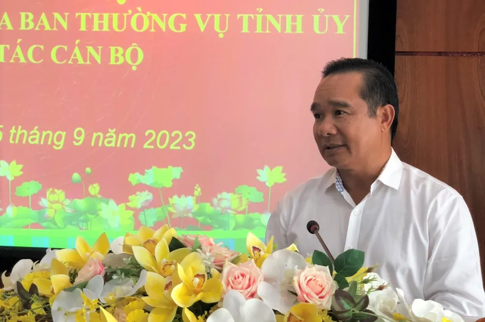 Bí thư tỉnh ủy - Nguyễn Văn Được phát biểu tại buổi công bố quyết định. Ảnh: KIM PHƯỢNG