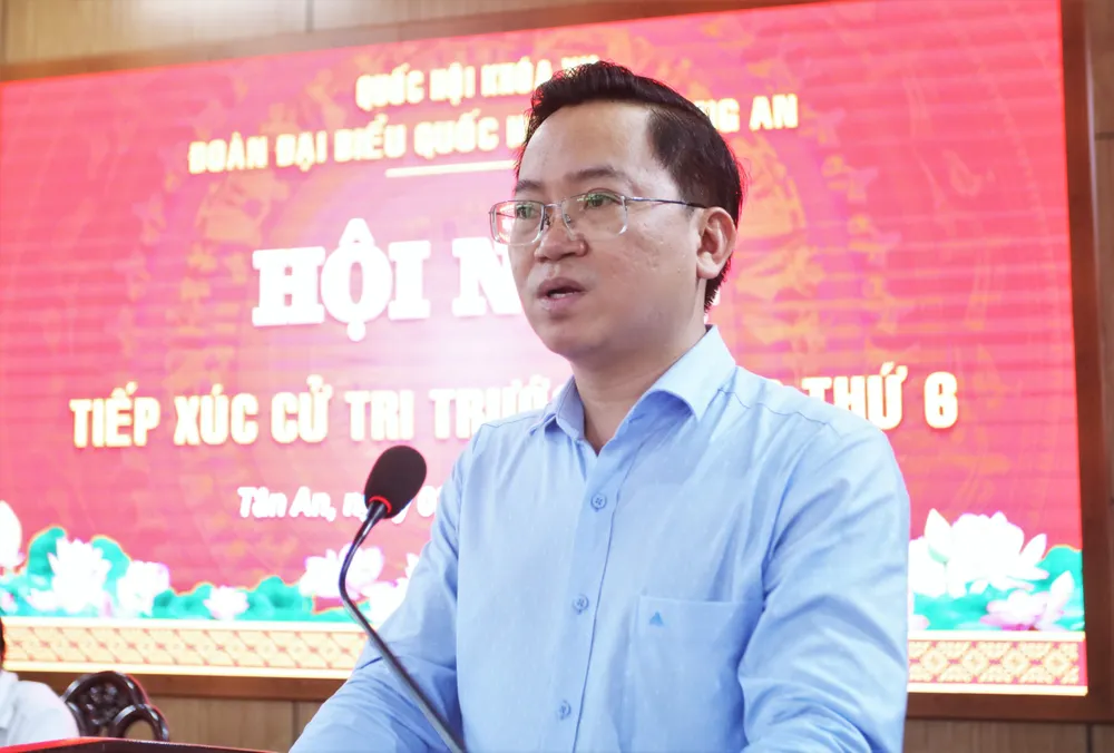 Cử tri Long An (1).JPG