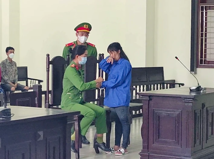 nữ tiếp viên karaoke (6).jpg