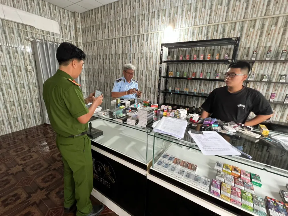 thuốc lá điện tử (1).jpg