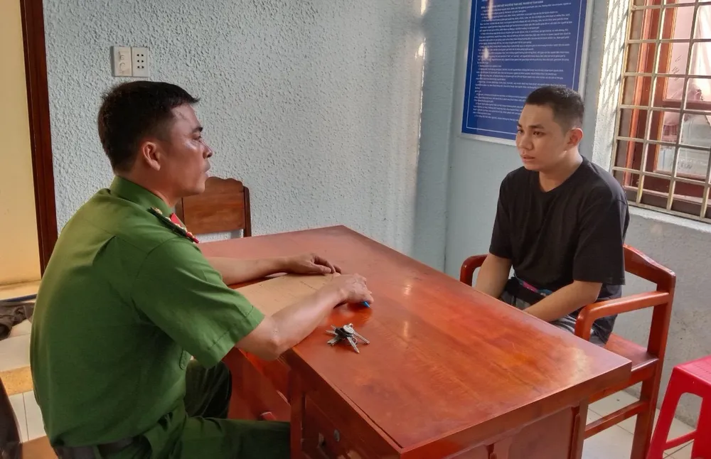 Nam thanh niên tàng trữ ma túy tại nhà bị Công an phát hiện