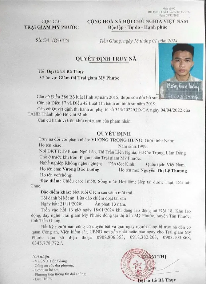 bỏ trốn khỏi trại giam.jpg