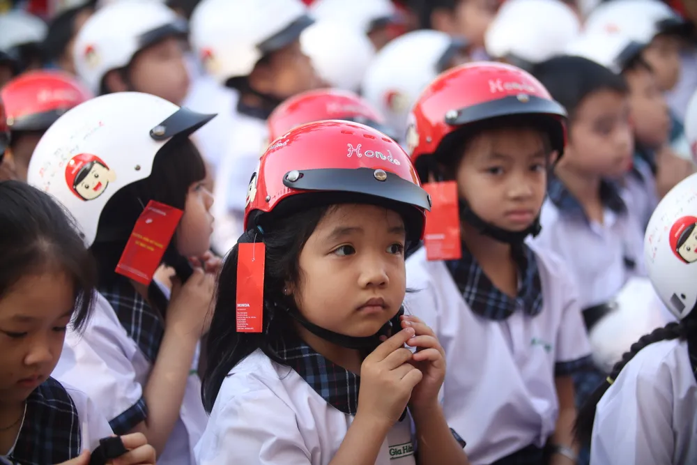 mũ bảo hiểm (13).JPG