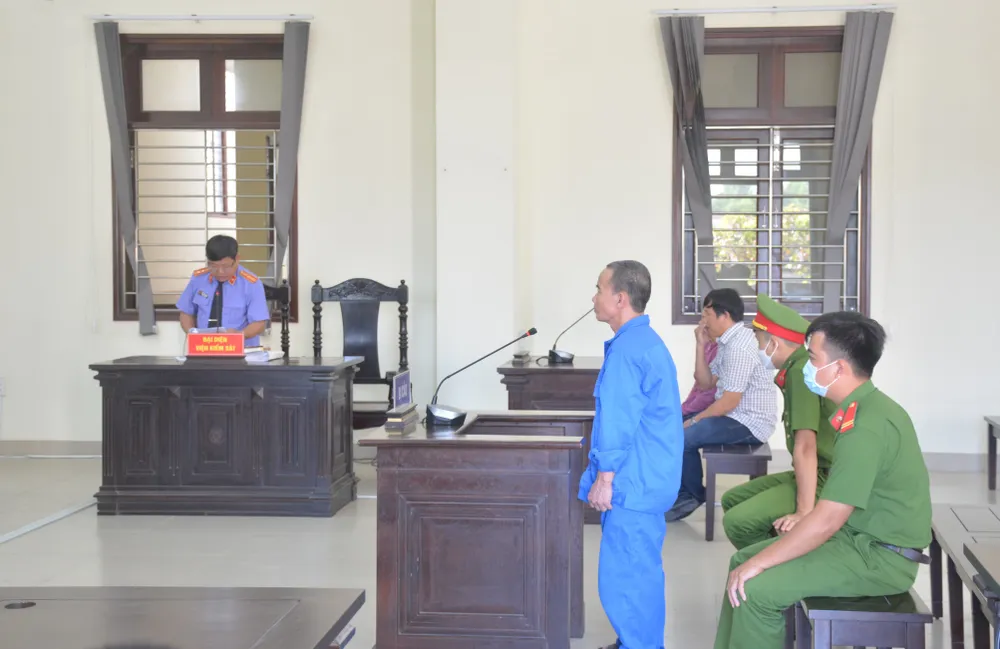 can ngăn đánh nhau 1.jpg