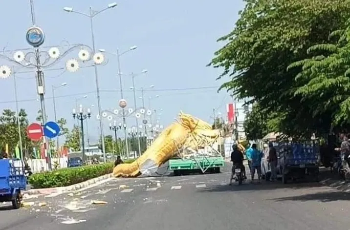 Linh vật rồng.jpg