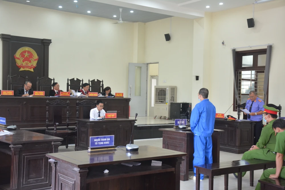 Phiên tòa xét xử bị cáo Nguyễn Văn Thanh về tội giết người. Ảnh: HD trung tá CSGT (4).JPG