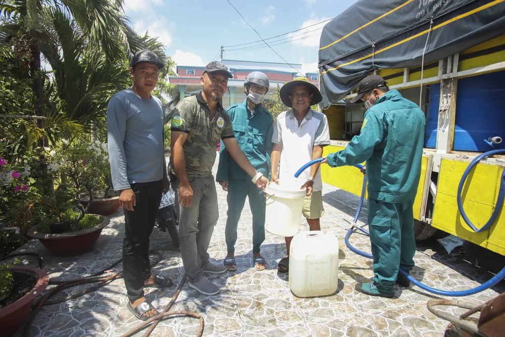 Giọt nước nghĩa tình (13).JPG