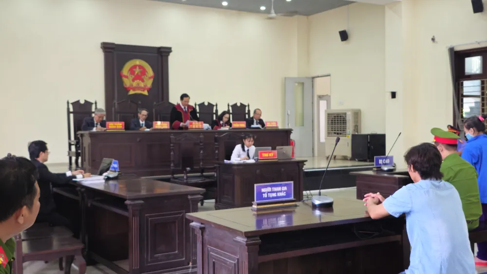 Phiên tòa xét xử bị cáo Nguyễn Thị Bạch Huệ. Ảnh: HD chống phá nhà nước (2).jpg