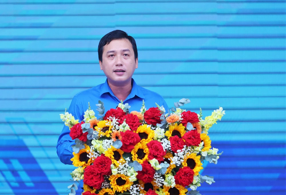 Anh Trần Hải Phú, Bí thư Tỉnh Đoàn Long An kêu gọi đoàn viên thanh niên cùng góp phần vào hoạt động tình nguyện hè. Ảnh: HD IMG_2078 (2).JPG