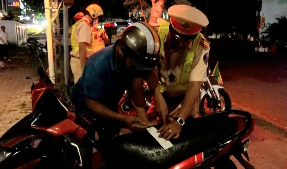 Vi phạm nồng độ cồn.jpg