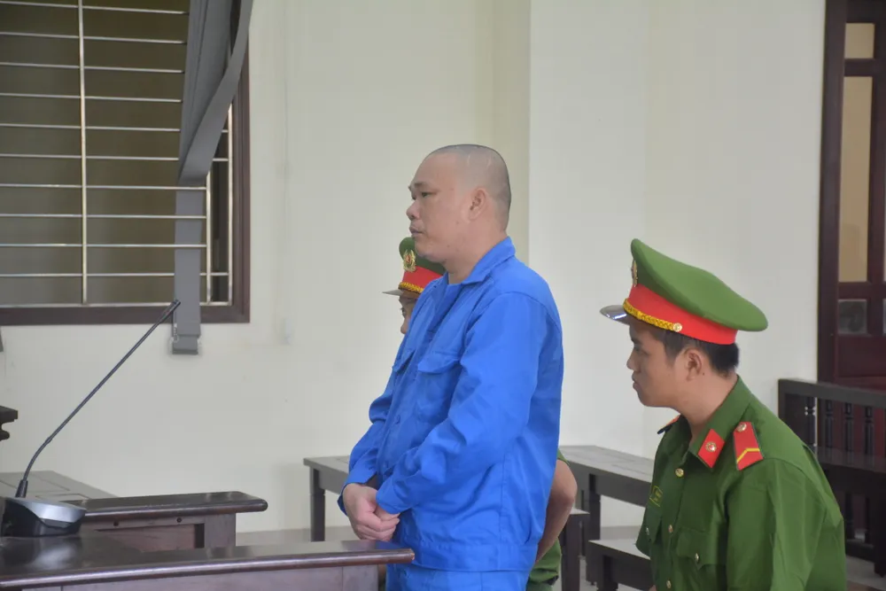 Nguyễn Trường Thành đã vận chuyển thuê hơn 4 kg ma túy tại phiên tòa xét xử. Ảnh: HD vận chuyển thuê hơn 4kg ma túy (2).JPG
