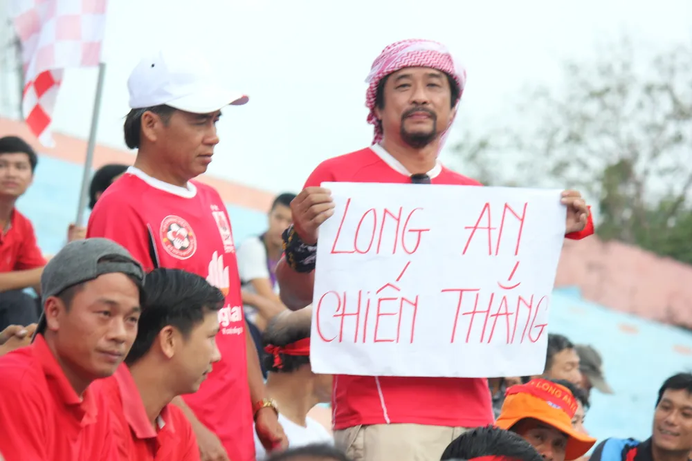 Đội bóng Long An (7).JPG