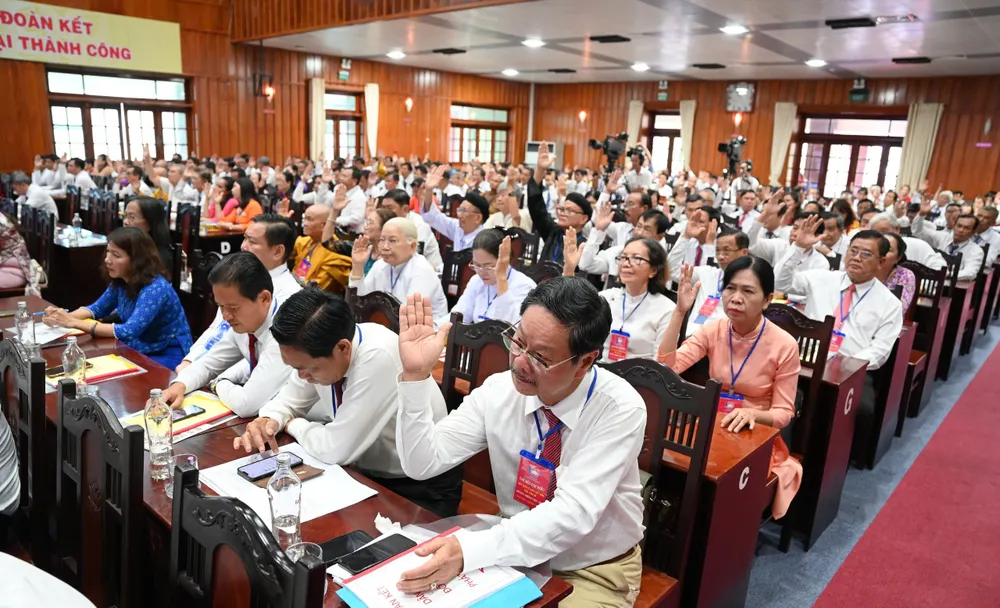 Đại hội đã biểu quyết thông qua Nghị quyết Đại hội đại biểu MTTQ Việt Nam tỉnh Long An lần thứ X, nhiệm kỳ 2024 – 2029 1000043258.jpg