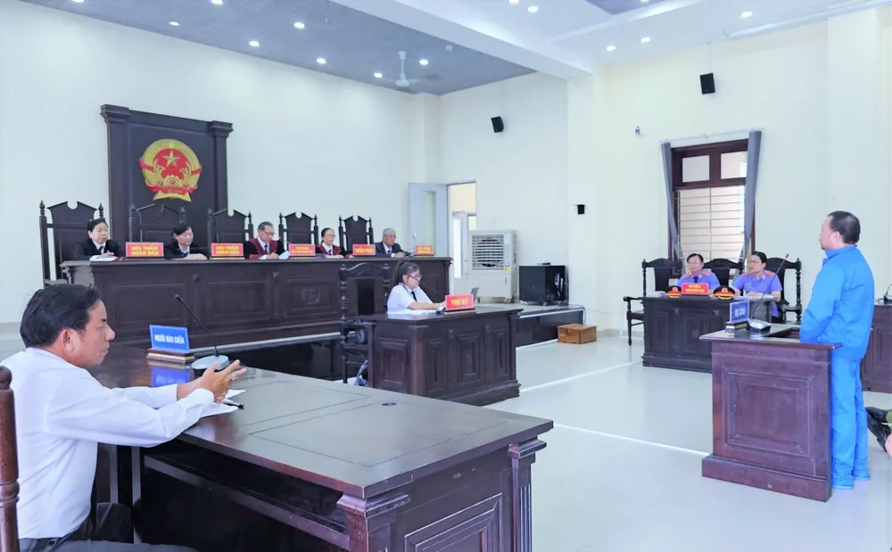 Phiên tòa xét xử bị cáo Đỗ Hoàng Thanh về tội giết người. Ảnh: HUỲNH DU tử hình gã chồng hờ.jpg