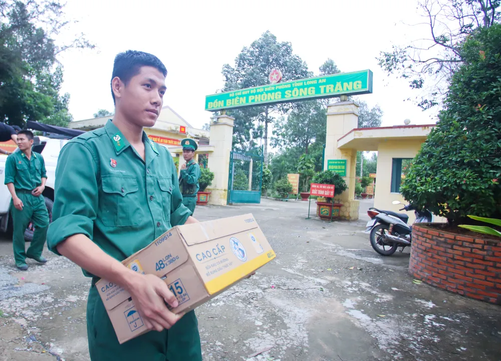 Biên cương - Đêm hội trăng rằm (4).jpg