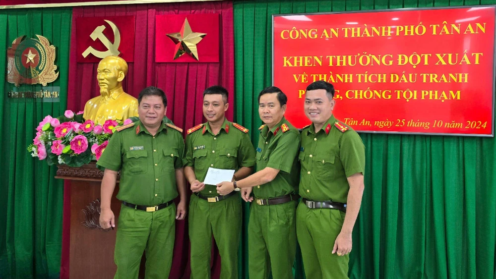 bãi giữ xe (1).jpg