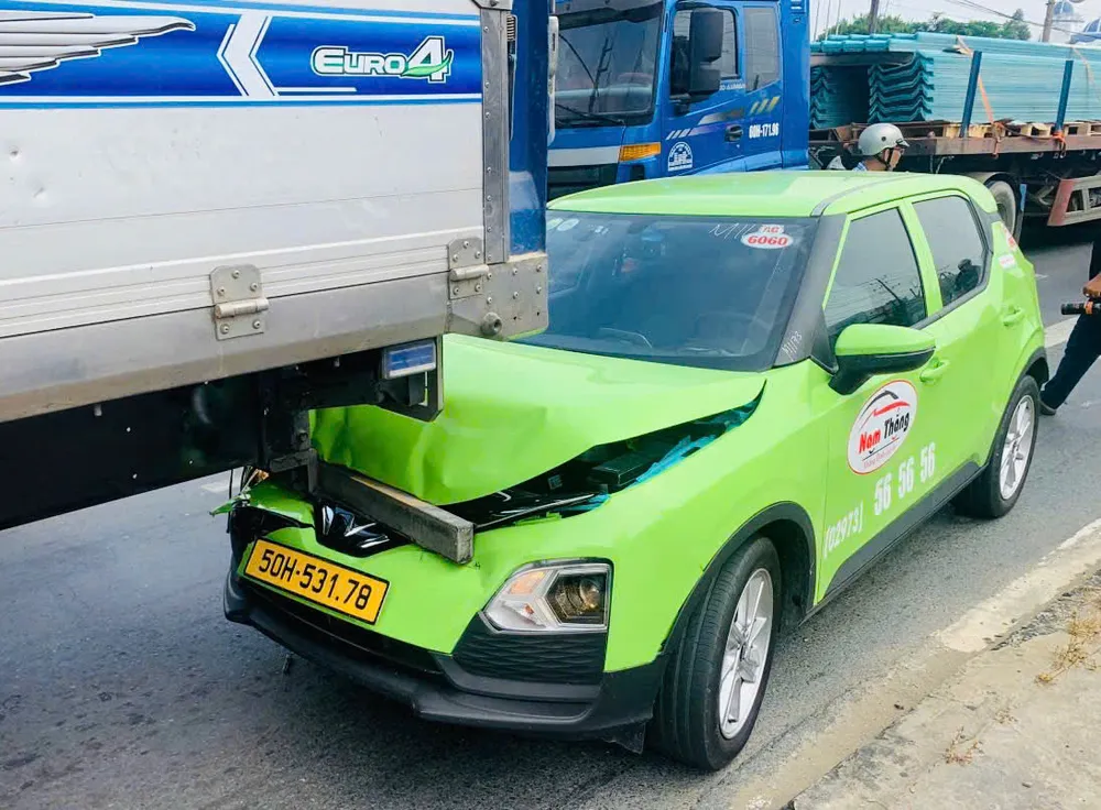 Bắt kẻ cướp taxi ở TP.HCM đang trên đường tẩu thoát về miền Tây