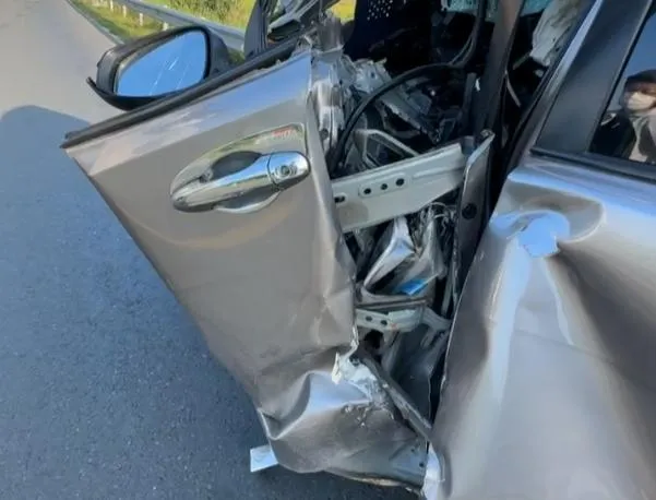 ô tô 7 chỗ (2).jpeg