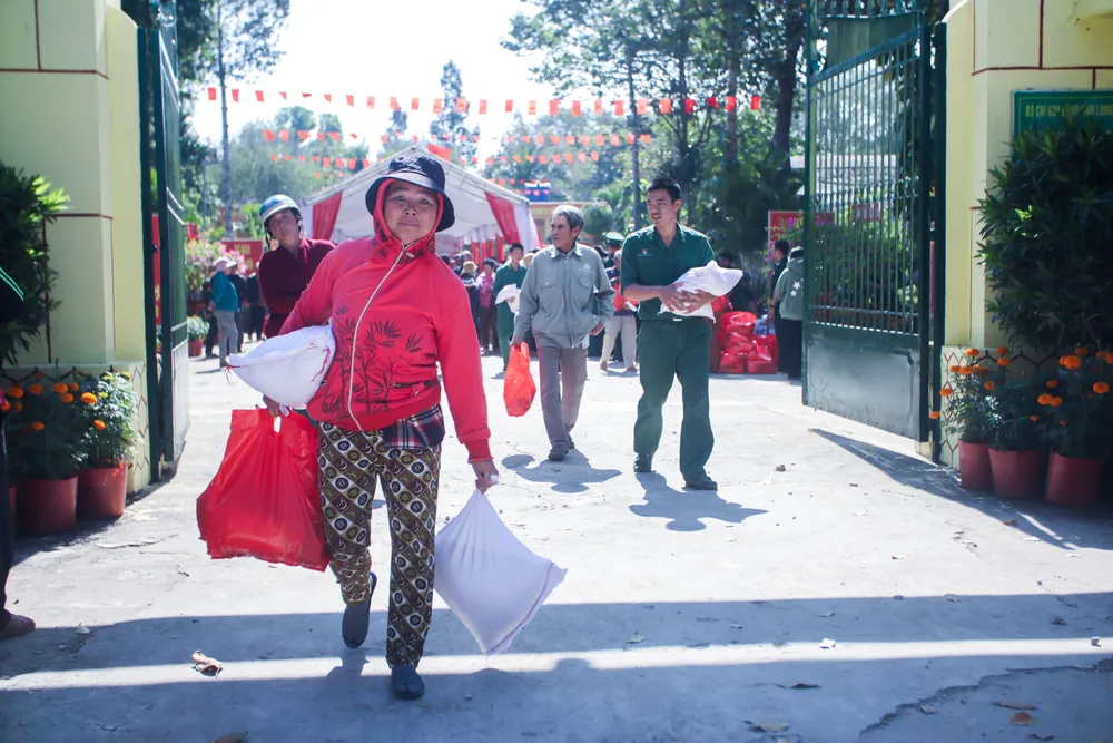 Xuân biên phòng ấm lòng dân bản_1.jpg