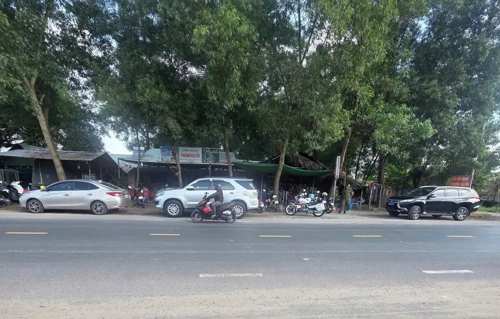 mâu thuẫn tình cảm 1.jpg