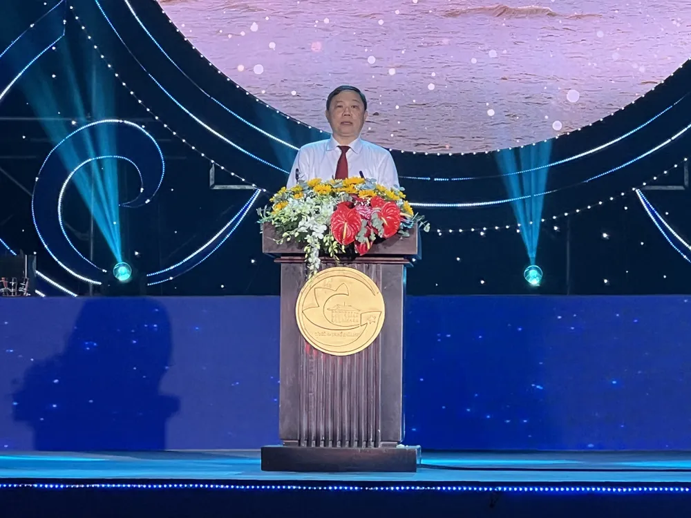 Ông Dương Anh Đức, Phó Chủ tịch UBND TP.HCM phát biểu, tuyên bố khai mạc Lễ Hội Nghinh Ông. IMG_6420.jpeg