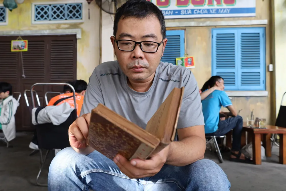 Tieu-thuyet-Lam-Di-cua-nha-van-Vu-Trong-Phung (2).jpg