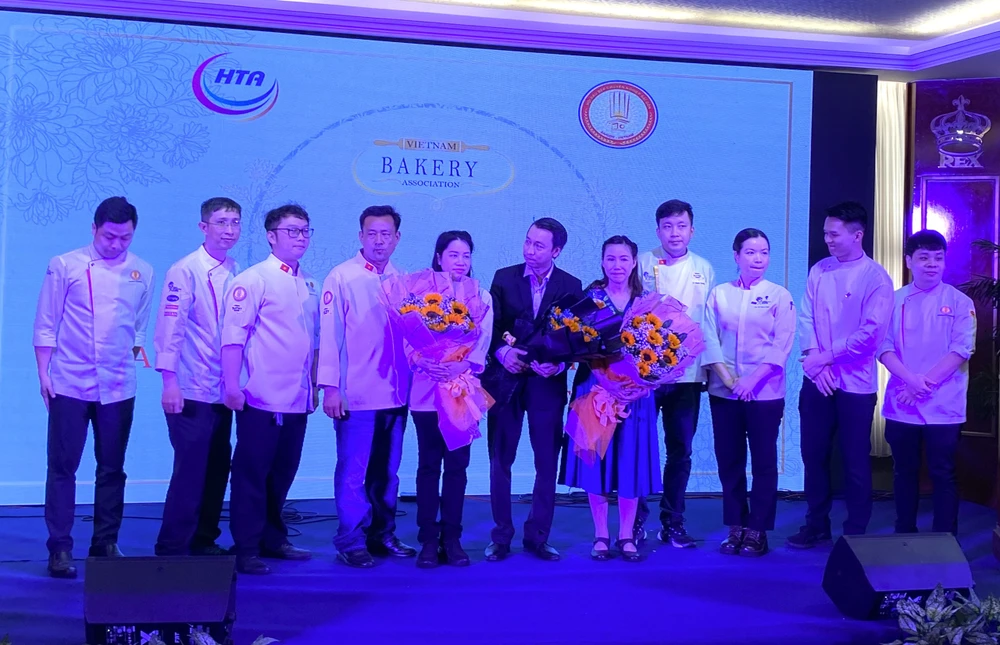 Tri ân những cá nhân có thành tích tốt