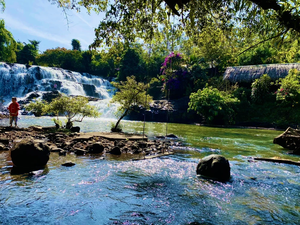 Nước chảy róc rách quanh năm ẢNH : HOÀNG HIẾU