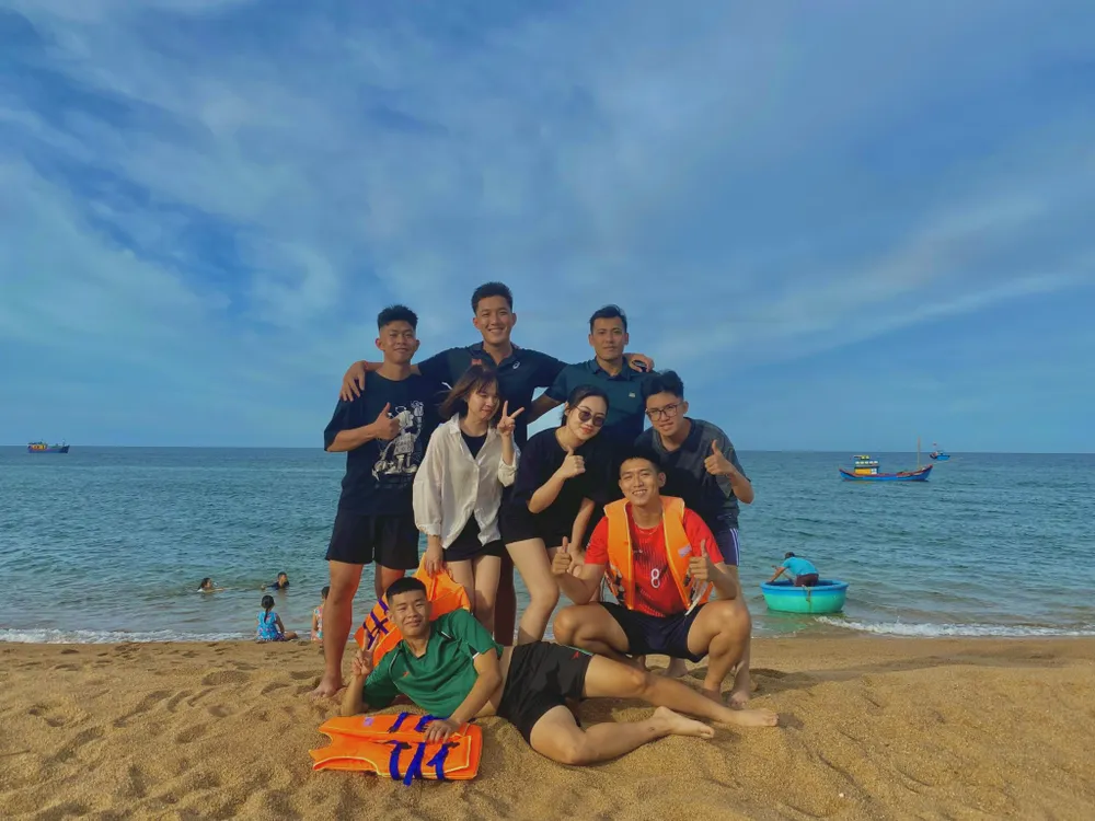 Check-in Bãi Môn. ẢNH: HOÀNG HIẾU Check-in Bãi Môn. ẢNH: HOÀNG HIẾU