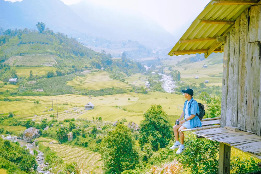 Nậm Cang vẫn giữ được nét đẹp hoang sơ, hùng vĩ vốn có Ảnh : NGỌC LÂM