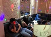 Cảnh sát đột kích 'tiệc ma túy' trong quán karaoke ở quận 5