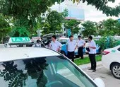 Vụ taxi ngưng việc ở Đà Nẵng: Tài xế bức xúc Grab ‘chui’