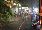 Cháy quán bar giữa trung tâm Đà Nẵng, nhiều người tháo chạy