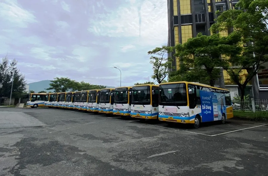 Các xe buýt không chạy khiến nhiều người có nhu cầu sử dụng bị bất ngờ. Ảnh: HẢI HIẾU Các xe buýt không chạy khiến nhiều người có nhu cầu sử dụng bị bất ngờ. Ảnh: HẢI HIẾU