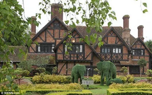 5 biệt thự xa hoa Angelina Jolie - Brad Pitt từng ở ảnh 14 5 biệt thự xa hoa Angelina Jolie - Brad Pitt từng ở ảnh 14