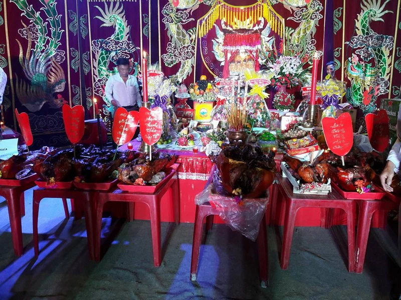 Những cái nhất trong ngày giỗ tổ sân khấu tại TP.HCM ảnh 1